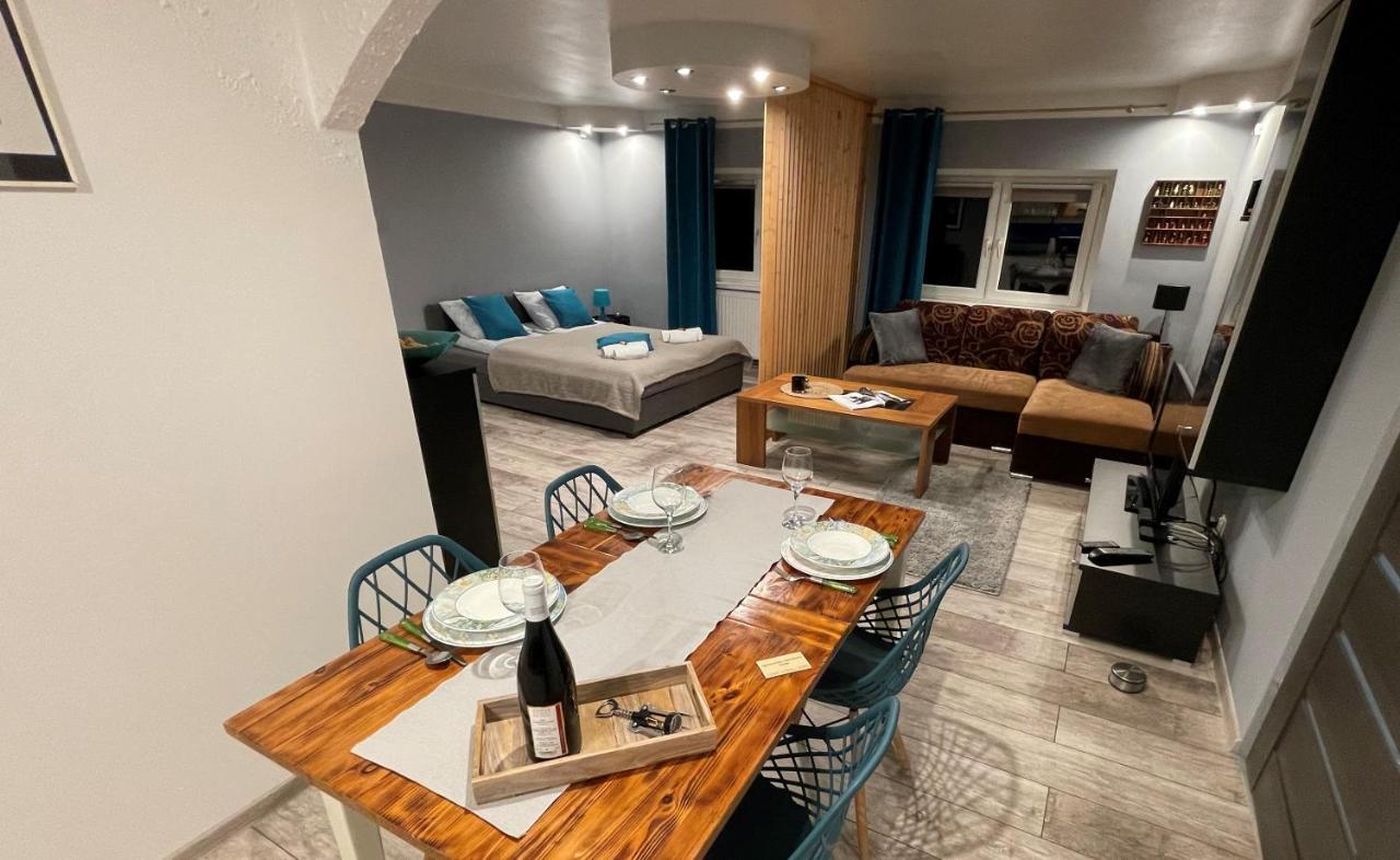 Apartamenty Pod Uwalonym Debem Jezow Sudecki Exteriér fotografie